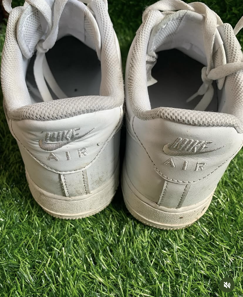 Before — Air Force 1 Midsole Clean
